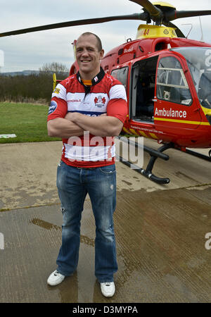 West Midlands, UK. 21. Februar 2013. Bild zeigt: Mike Tindall MBE in die Midlands Air Ambulance HQ. Stockfoto