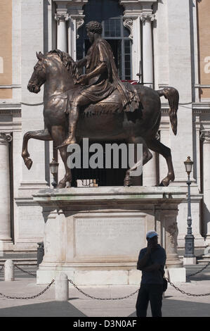 Italien, Latium, Rom, Capitolium Square, Marcus Aurelius bronzene Reiterstatue Replica Stockfoto