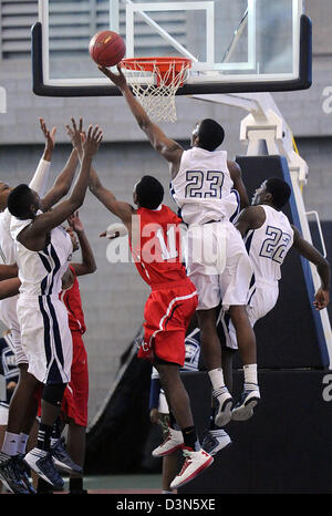 New Haven--Hillhouse Vs Wilbur Cross Spiel Action. Hillhouse schlagen Cross 52-31. Foto-Peter Casolino Stockfoto