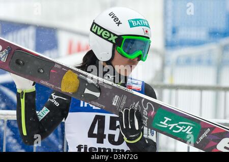 Sara Takanashi (JPN), 21. Februar 2013 - Skispringen: FIS Nordischen Ski Weltmeisterschaften 2013 Frauen offizielles Training in Predazzo Skisprung Stadion, Val di Fiemme, Italien. (Foto von Enrico Calderoni/AFLO SPORT) Stockfoto