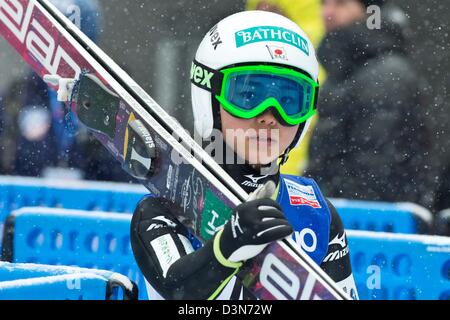 Sara Takanashi (JPN), 21. Februar 2013 - Skispringen: FIS Nordischen Ski Weltmeisterschaften 2013 Frauen offizielles Training in Predazzo Skisprung Stadion, Val di Fiemme, Italien. (Foto von Enrico Calderoni/AFLO SPORT) Stockfoto