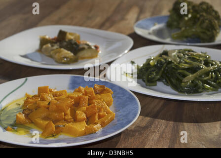 Grüns: Kürbis, Chicoree, Zucchini, Brokkoli, die Lebensmittel für die Gesundheit Stockfoto