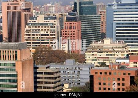 Moderne Hochhäuser in der Hauptstadt Santiago de Chile in Chile, 2. Mai 2006 fotografiert. Foto: Tim Brakemeier Stockfoto