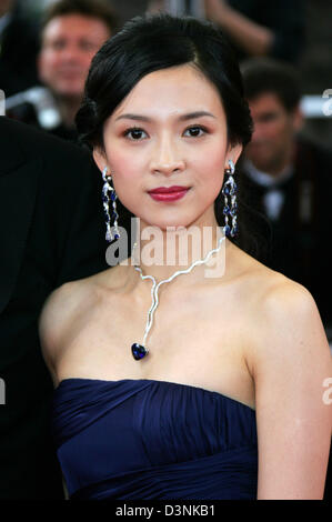 Chinesische Schauspielerin Ziyi Zhang kommt bei der Abschlussfeier des 59. Filmfestivals in Cannes, Frankreich, 28. Mai 2005. Foto: Hubert Boesl. Stockfoto