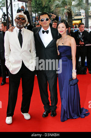 Samuel, Wong Kar-Wei und Ziyi Zhang (L-R) kommen bei der Abschlussfeier des 59. Filmfestivals in Cannes, Frankreich, 28. Mai 2005. Foto: Hubert Boesl Stockfoto