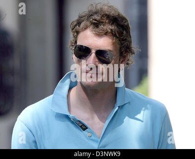 Deutsche Torwart Jens Lehmann verlässt das Team-Hotel in Berlin, Deutschland, Donnerstag, 6. Juli 2006. Der deutsche Fußball-Nationalmannschaft bereitet sich auf den 3. Platz Spiel gegen Portugal in Stuttgart auf Samstag, 8. Juli 2006. Foto: DPA/OLIVER BERG Stockfoto