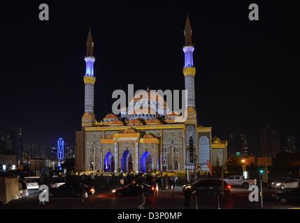 Sharjah Lichterfest 2013 (beleuchten Ihre Fantasie). Beleuchtete Mosscheen in Sharjah Stadt in Sharjah. Das Foto zeigt die Masjid Al Noor. Stockfoto