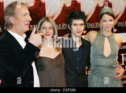 Britischer Schauspieler und Schauspielerinnen (L-R)) Alan Rickman, Rachel Hurd-Wood und Ben Whishaw und deutschen Schauspielerin Jessica Schwarz Stockfoto