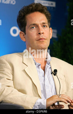 Englischer Schauspieler Tom Hollander beschreibt den Film "A Good Year" auf einer Pressekonferenz im Hotel Sutton Place in Toronto, Kanada, Samstag, 9. September 2006. Foto: Hubert Boesl Stockfoto