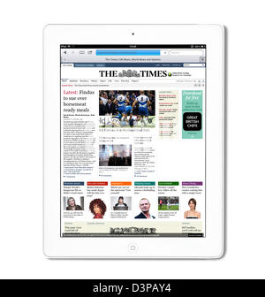 Lesen die Internet-Ausgabe von the Times Zeitung auf einem weißen 4. Generation iPad, UK Stockfoto