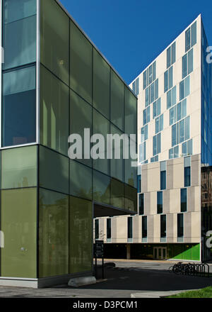 UQAM Campus Complexe des Wissenschaften Pierre Dansereau und Präsident Kennedy Universitätsgebäude, Innenstadt von Montreal Stockfoto