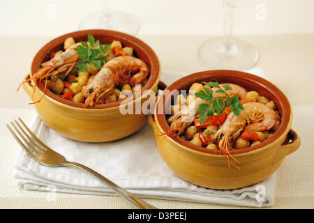 Kichererbsen-Garnelen Auflauf. Rezept zur Verfügung. Stockfoto