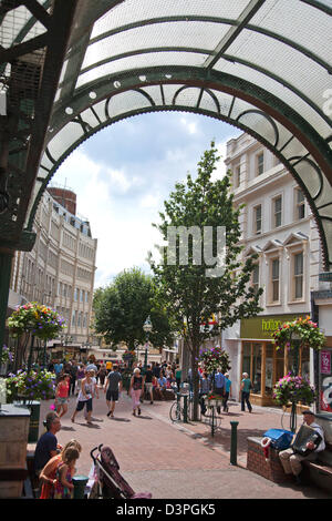 Arcade, Stadtzentrum von Bournemouth, Dorset, England, Vereinigtes Königreich, Europa Stockfoto