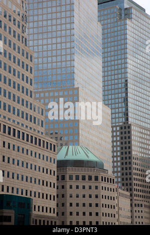 Wolkenkratzer in der Nähe von Ground Zero und das World Trade Center in New York Stockfoto