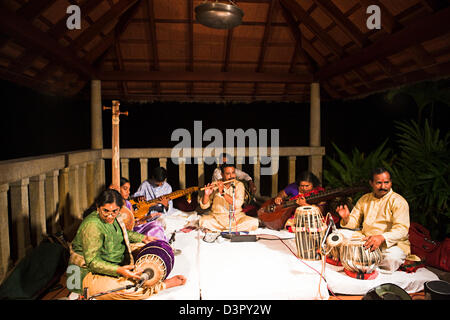 Klassisches Konzert, Kerala Backwaters, Alappuzha Bezirk, Kerala, Indien Stockfoto