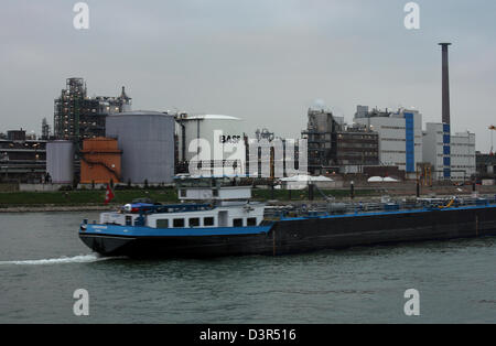 Ludwigshafen, Deutschland, BASF-The Chemical Company auf dem Rhein Stockfoto