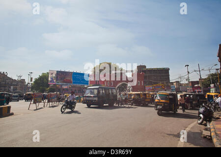 Straßenszene in einer Stadt, Amritsar, Punjab, Indien Stockfoto