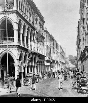 Königin-Straße von Eishaus Straße - Blick nach Westen - Hong Kong, China, um 1900 Stockfoto