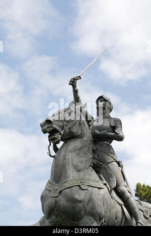 Statue von Jeanne d ' Arc auf dem Pferderücken vor the Legion Of Honor, San Francisco, Kalifornien, USA Stockfoto