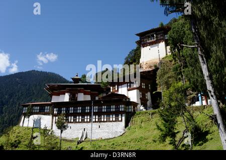 Cheri Goemba (Kloster) oder Chagri Dorjidhen, hoch oben im Himalaya-Gebirge unweit von Thimpu, 36MPX, HI-RES Stockfoto