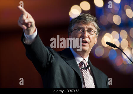 Berlin, Deutschland, Bill Gates während eines Vortrags Stockfoto