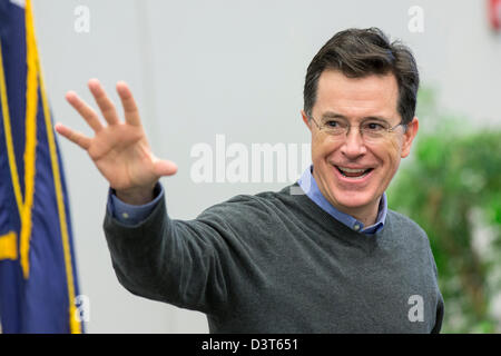 Charleston, South Carolina, USA. 24. Februar 2013. Komiker Stephen Colbert hilft seiner Schwester Elizabeth Colbert Busch Kampagne für den Kongress 24. Februar 2013 in Charleston, SC. Colbert Busch für den vakanten Sitz in der 1. Kongresswahlbezirk in South Carolina ausgeführt wird. Stockfoto