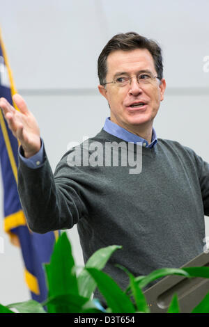 Charleston, South Carolina, USA. 24. Februar 2013. Komiker Stephen Colbert hilft seiner Schwester Elizabeth Colbert Busch Kampagne für den Kongress 24. Februar 2013 in Charleston, SC. Colbert Busch für den vakanten Sitz in der 1. Kongresswahlbezirk in South Carolina ausgeführt wird. Stockfoto