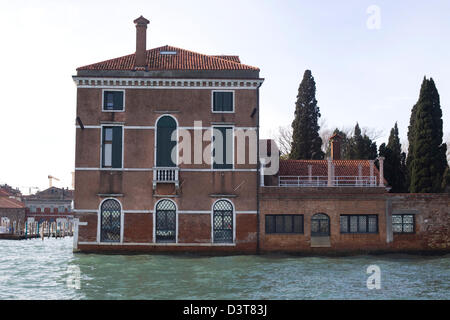 Haus stand auf den Wasserstraßen von Venedig Italien Stockfoto