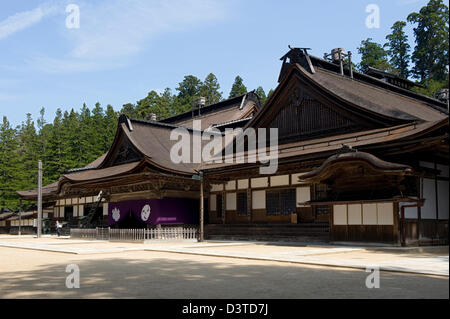 Kongobuji (Tempel der Diamond Mountain) am Berg Koya ist Kopf Tempel des Koyasan Shingon-Buddhismus und beliebte Pilgerstätte. Stockfoto