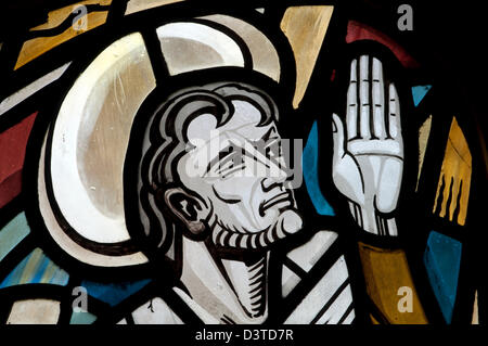 Christus Glasmalerei, St.-Andreas Kirche, Hazleton, Gloucestershire, England, UK Stockfoto