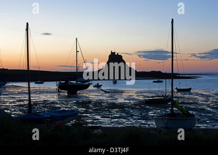 Morgendämmerung auf der Heiligen Insel Lindisfarne in der Nähe von Berwick-upon-Tweed, Northumberland Stockfoto