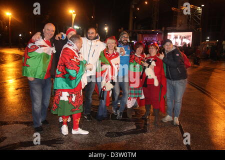 Rom, Italien. 23. Februar 2013.  Rugby-Fans vor dem Olympiastadion Rom für die sechs Nationen Spiel Italien gegen Wales. Bildnachweis: Gari Wyn Williams / Alamy Live News Stockfoto