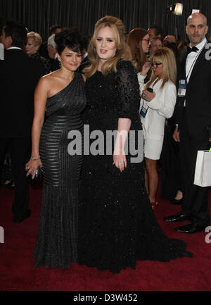 NORAH JONES & ADELE 85. ACADEMY AWARDS Ankünfte DOLBY Theater LOS ANGELES Kalifornien USA 24. Februar 2013 Stockfoto