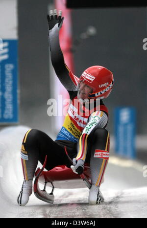 Deutscher Rennrodler Silke Kraushaar-Pielach Jubel die Rennrodel-Weltmeisterschaft in Königssee, Deutschland, Samstag, 6. Januar 2007 zu gewinnen. Foto: Frank Leonhardt Stockfoto