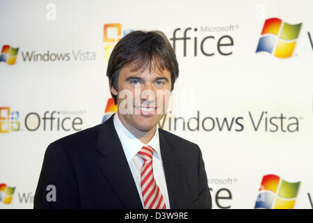 Microsoft Deutschland Geschäftsführer Achim Berg bei der Einführung von Microsoft Windows Vista in München, Deutschland, Montag, 29. Januar 2007 abgebildet. Das Betriebssystem ist in 70 Ländern verkauft. Foto: Ursula Düren Stockfoto