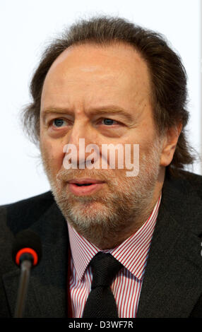 Chefdirigent des Gewandhausorchester Riccardo Chailly spricht über die Saison 2013/14 auf das Gewandhaus in Leipzig, Deutschland, 25. Februar 2013. Foto: PETER ENDIG Stockfoto