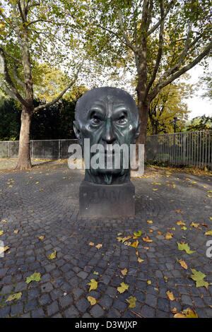 Bonn, Deutschland, Kunststoffkopf von Konrad Adenauer, das Bundesgericht Stockfoto