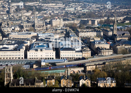 Blick über das Stadtzentrum von Beechen Cliff, Bath, Somerset, England Stockfoto