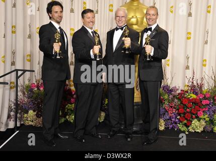 Los Angeles, Kalifornien, USA 24. Februar 2013. Bill Westenhofer, Guillaume Rocherson, Erik-Jan DeBoer, Donald R. Elliot im Presseraum für das 85. Annual Academy Awards Oscars 2013 - PRESS ROOM, The Dolby Theater in Hollywood & Highland Center, Los Angeles, CA 24. Februar 2013. Foto von: Dee Cercone/Everett Collection/Alamy Live-Nachrichten Stockfoto