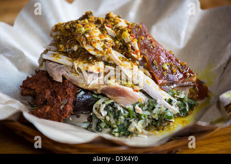 Babi Guling am berühmten Bu Oka Restaurant, Ubud, Bali Stockfoto