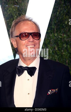 Schauspieler Peter Fonda kommt bei der Vanity Fair Oscar Party im Sunset Tower in West Hollywood, Los Angeles, USA, am 24. Februar 2013. Foto: Hubert Boesl/dpa Stockfoto