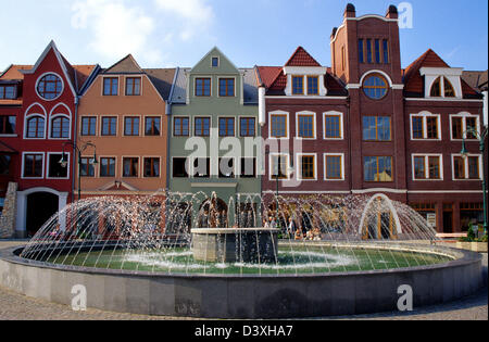 Die Stadt Platz "Nadvorie Autor" (Courtyard of Europe) in Komárno, Slowakei. Stockfoto