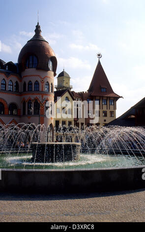 Die Stadt Platz "Nadvorie Autor" (Courtyard of Europe) in Komárno, Slowakei. Stockfoto