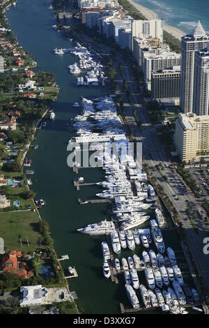 Marina, Indian Creek Drive, Miami, Florida aus der Luft Stockfoto