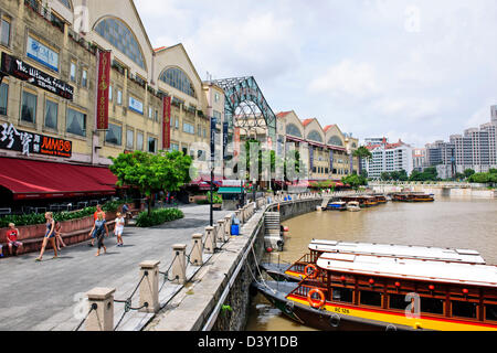 Clarke Schlüssel, Boot Schlüssel, bunte Unterhaltung Distict, Restaurants, Bars, Diskothek Bereich, Riverwalk, Zentralbereich Nacht Leben, Singapur Stockfoto