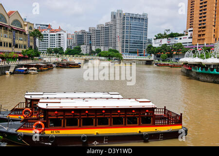 Clarke Schlüssel, Boot Schlüssel, bunte Unterhaltung Distict, Restaurants, Bars, Diskothek Bereich, Riverwalk, Zentralbereich Nacht Leben, Singapur Stockfoto