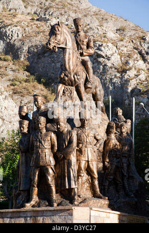 Denkmal für Atatürk, Amasya, Anatolien, Türkei, Asien Stockfoto