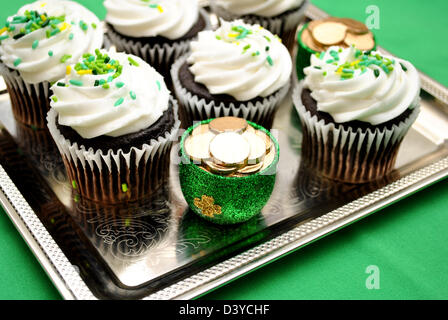 Glück der irischen Cupcake Stockfoto