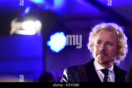 Baden-Baden, Deutschland. 26. Februar 2013. Deutsche Entertainer Thomas Gottschalk besucht die Preisverleihung für die deutschen Medien-Preis 2012 in Baden-Baden, Deutschland, 26. Februar 2013. Foto: Patrick Seeger/Dpa/Alamy Live News Stockfoto