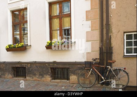 Die ruhige Stadtleben auf den Straßen der alten Stadt Riga Stockfoto